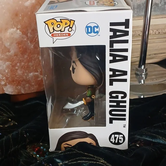 Funko Pop! Talia Al Ghul Figure Batman - Picture 3 of 6